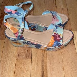 Denim floral platform sandal